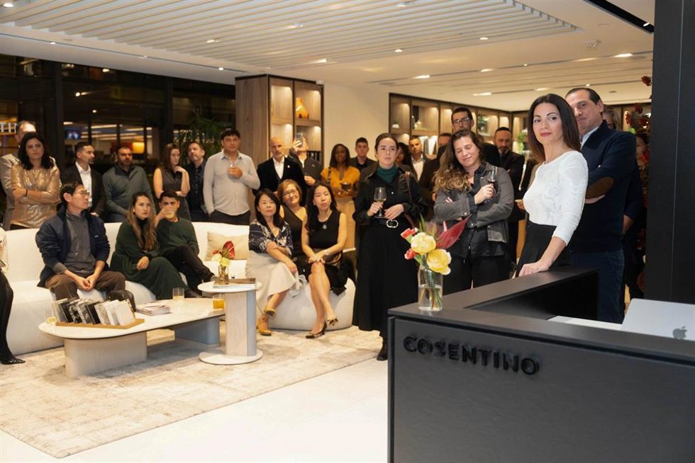 Asistentes al encuentro celebrado en el Cosentino City de Nueva York durante la presentación del proyecto de integración puerto-ciudad del Puerto de Almería.