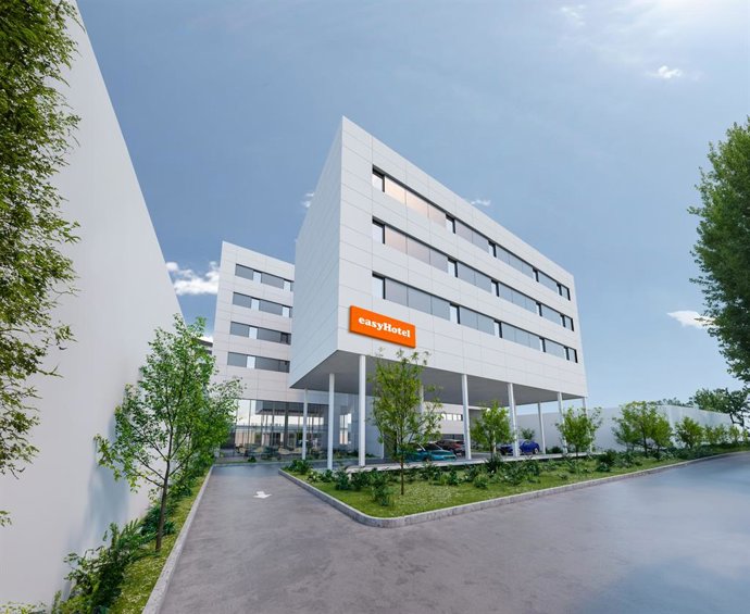 Archivo - Segundo hotel de easyHotel en Madrid.