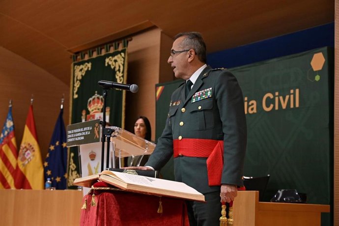 Presa de possessió del nou cap del Cos a la Comunitat Valenciana, el general de brigada José Antonio Fernández de Luz