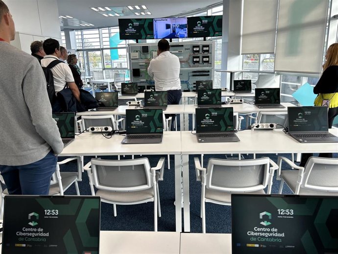 Panel de simulación del C3