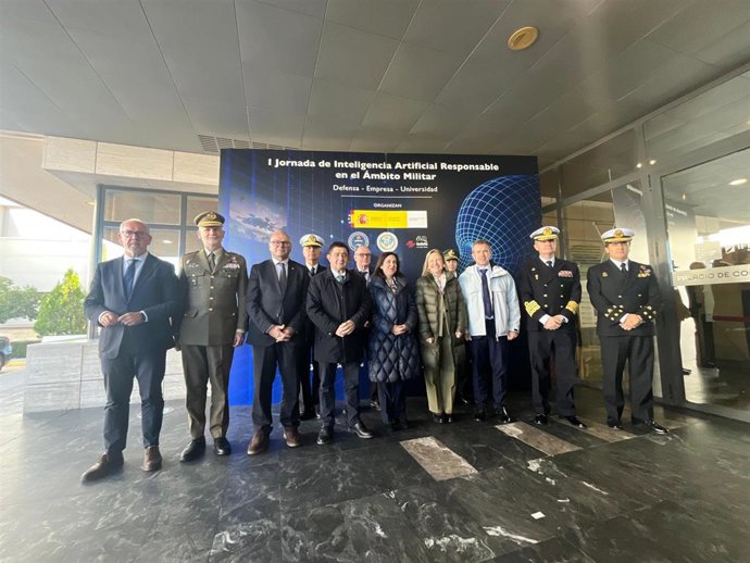 Clausura de las jornadas sobre inteligencia artificial en el ámbito de la defensa.