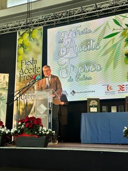 El delegado territorial de Agricultura, Pesca, Agua y Desarrollo Rural de la Junta en Córdoba, Francisco Acosta, en la inauguración de la XIV Feria del Aceite Fresco de Cabra.