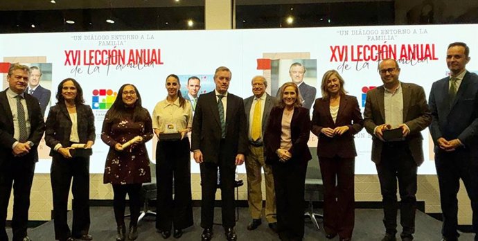 Participantes de la XVI Lección Anual de la Familia de The Family Watch, que ha tenido lugar en el Auditorio Cremades & Calvo-Sotelo.