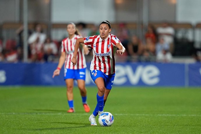 Archivo - Fiamma Benitez of Atletico de Madrid in action during the Spanish Women League, Liga F, football match played between Atletico de Madrid and Real Madrid at Centro Deportivo Alcala de Henares on September 5, 2025 in Madrid, Spain.