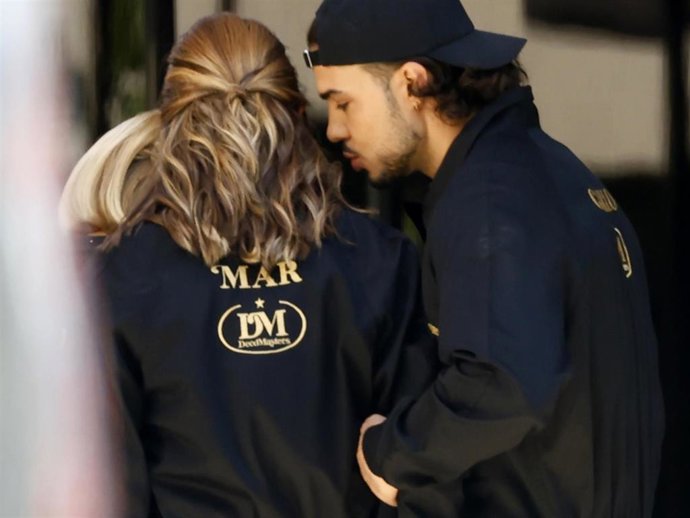 Archivo - Mar Flores y Carlo Costanzia durante el rodaje de 'Decomasters'