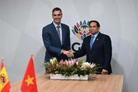 Sánchez mantiene una bilateral con el primer ministro de Vietnam y coinciden en reforzar la cooperación regional