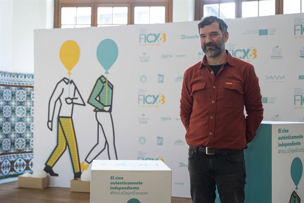 El director Ángel Santos, en el Festival de Gijón