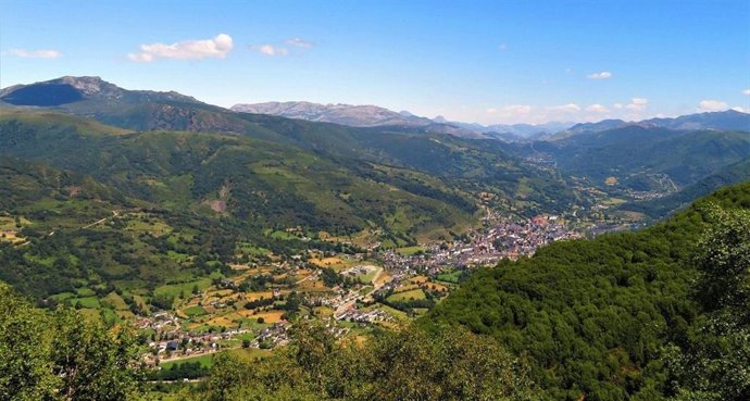 Imagen del Valle de Laciana, donde el Ayuntamiento de Villablino ha decretado dos días de luto oficial por la muerte de dos mineros en Asturias, uno de ellos vecino del municipio leonés.