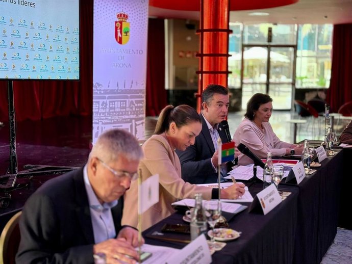 La alcaldesa de Arona (Tenerife), Fátima Lemes, nueva presidenta de la Alianza de Municipios Turísticos de Sol y Playa