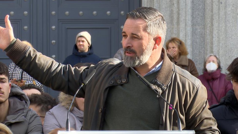 Abascal exige al PP el fin de la "estafa"