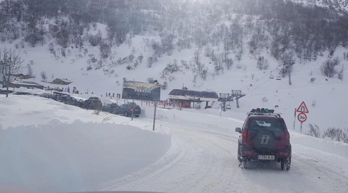 Archivo - Nieve en San Isidro