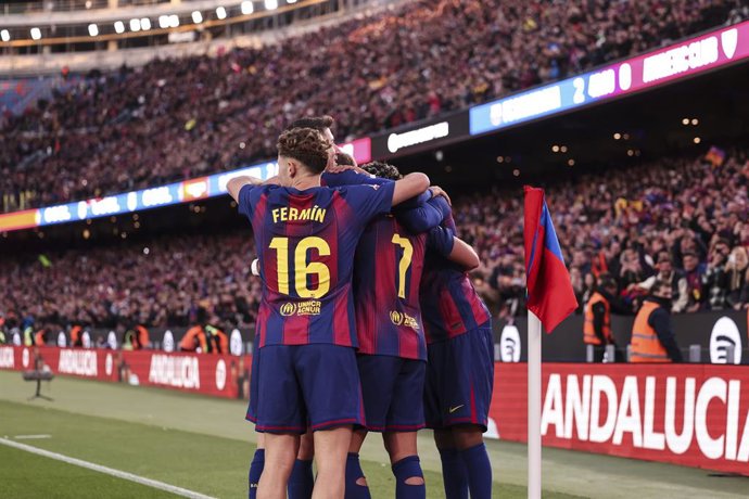 Ferran Torres of FC Barcelona celebrates a goal with teammates during the Spanish league, La Liga EA Sports, football match played between FC Barcelona and Athletic Club at Spotify Camp Nou stadium on November 22, 2025 in Barcelona, Spain.