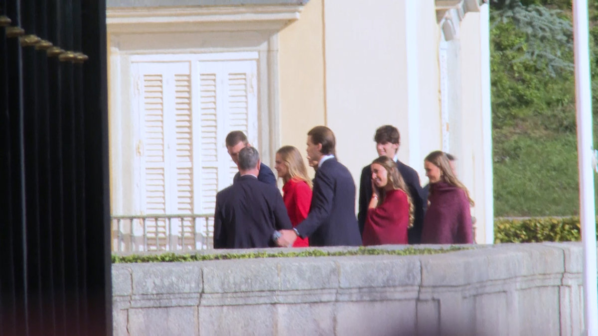 La Familia Real celebra 50 años de Monarquía en un almuerzo privado en El  Pardo