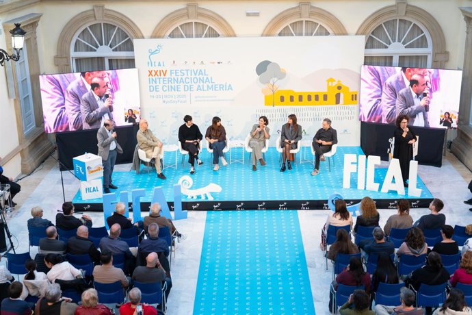 Mesa redonda 'Diez años de historia de nuestro cine' en Fical.