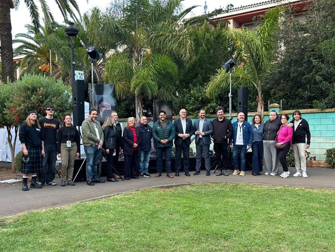 Arte y música de Canarias conmemoran en La Laguna (Tenerife) los 50 años del inicio de la democracia