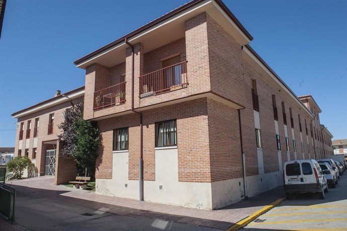 Archivo - Residencia La Alameda, en Nava de la Asunción (Segovia).