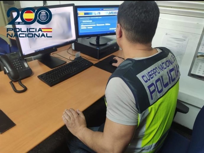 Agente de la Policía Nacional