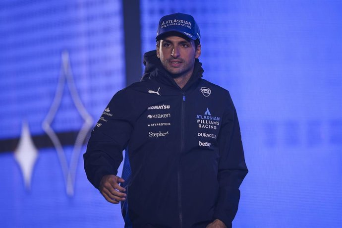 SAINZ Carlos (spa), Williams Racing FW47, portrait during the 2025 Formula 1 Las Vegas Grand Prix, 22th round of the 2025 FIA Formula One World Championship from November 21 to 23, 2025 on the Las Vegas Strip Circuit, in Paradise, Nevada, United States of