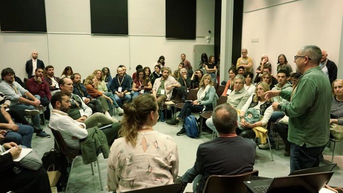 Presentación del proyecto 'Córdoba Verde' en un encuentro nacional sobre sostenibilidad.