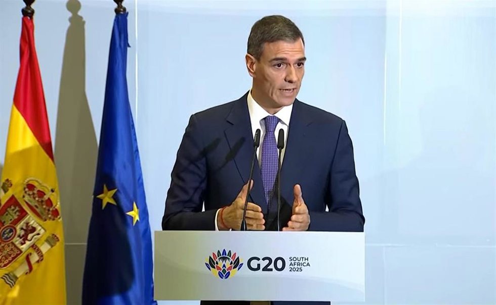 El presidente del Gobierno, Pedro Sánchez, en rueda de prensa tras la cumbre del G20 en Johannesburgo, el 23 de noviembre de 2025.