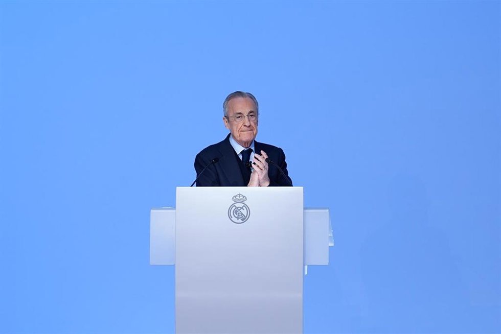 Florentino Pérez durante la Asamblea Ordinaria de Socios Representantes del Real Madrid de 2025