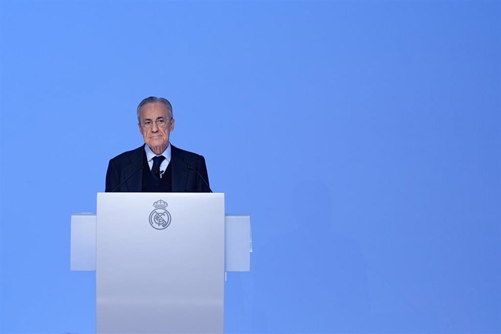 El presidente del Real Madrid, Florentino Pérez, en la Asamblea General Ordinaria de Socios Representantes 2025. 