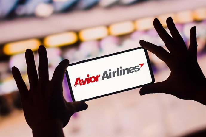 Archivo - January 18, 2023, Brazil: In this photo illustration, the Avior Airlines logo is displayed on a smartphone screen. It is a Venezuelan airline that is headquartered in the city of Barcelona, ??in the Anzoátegui state in the east of the country.