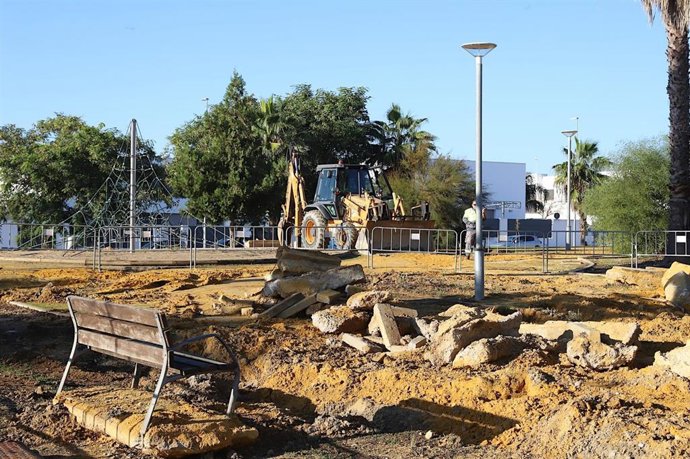 Las obras de reforma del parque de Pozoalbero en Jerez de la Frontera (Cádiz).