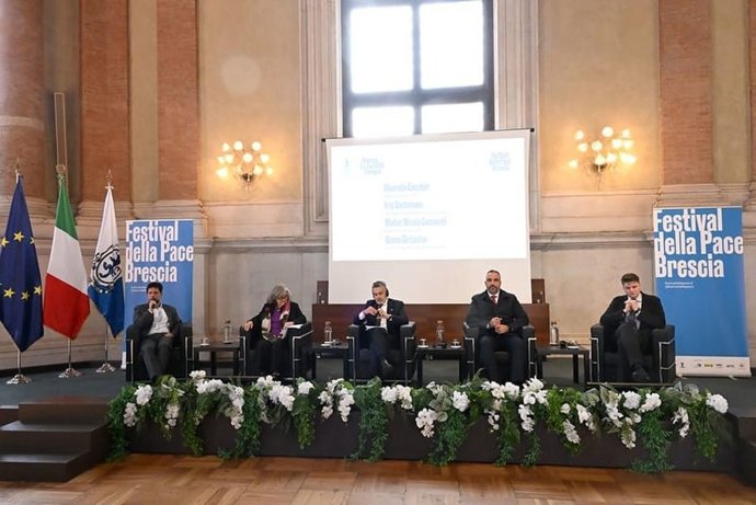 Intervención del alcalde, Conrado Escobar