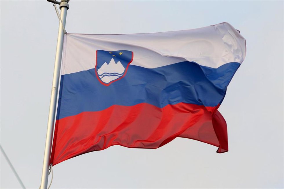 Archivo - Bandera de Eslovenia