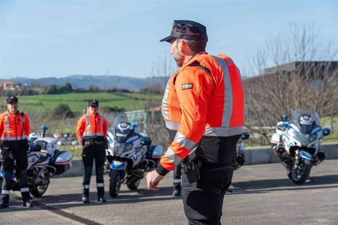 Archivo - Ertzaintza de tráfico