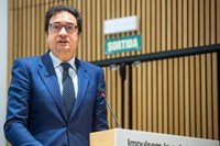 López afirma que la oferta salarial del 11% para los funcionarios tiene en cuenta la evolución del IPC