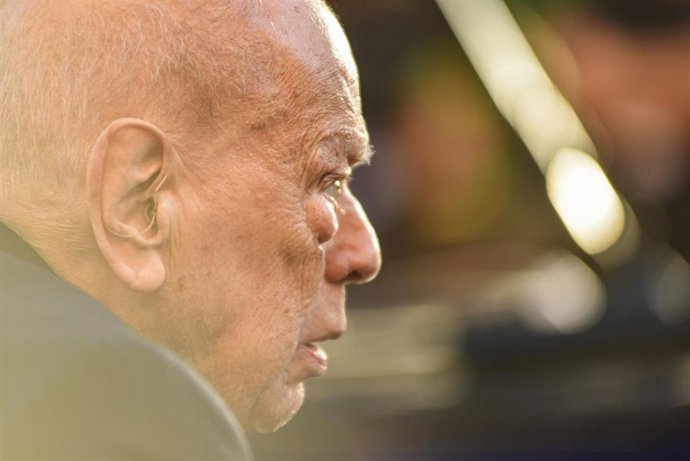 Archivo - El expresidente de la Generalitat, Jordi Pujol, a su llegada a la izada de la señera, 10 de septiembre de 2025, en Barcelona, Catalunya (España).