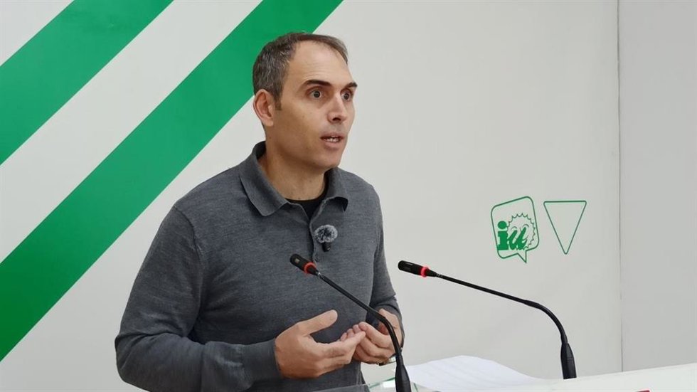 El coordinador general de IU Andalucía y diputado en el Congreso, Toni Valero, este lunes en Málaga