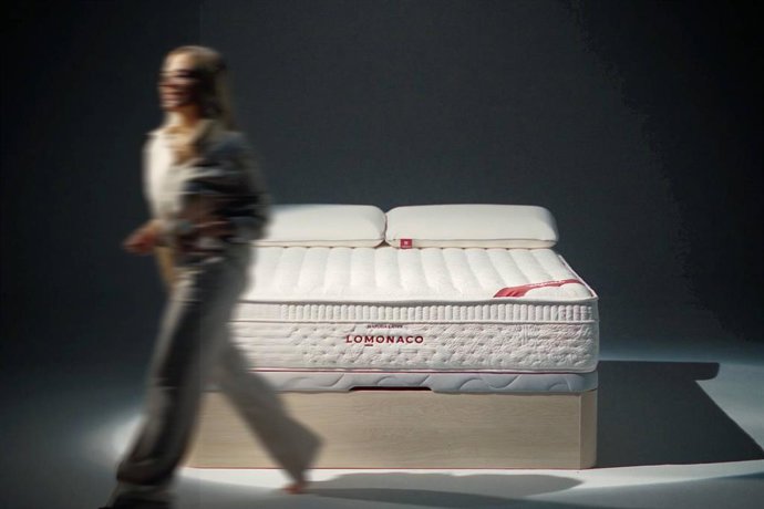 LOMONACO rompe con el caos del blackfriday y reinvidica un descanso consciente