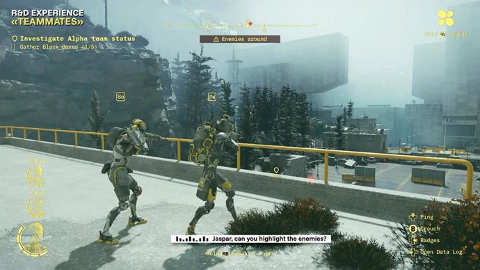 Recurso de tiro com dois companheiros NPC e o assistente Jaspar, que oferece suporte durante o jogo.