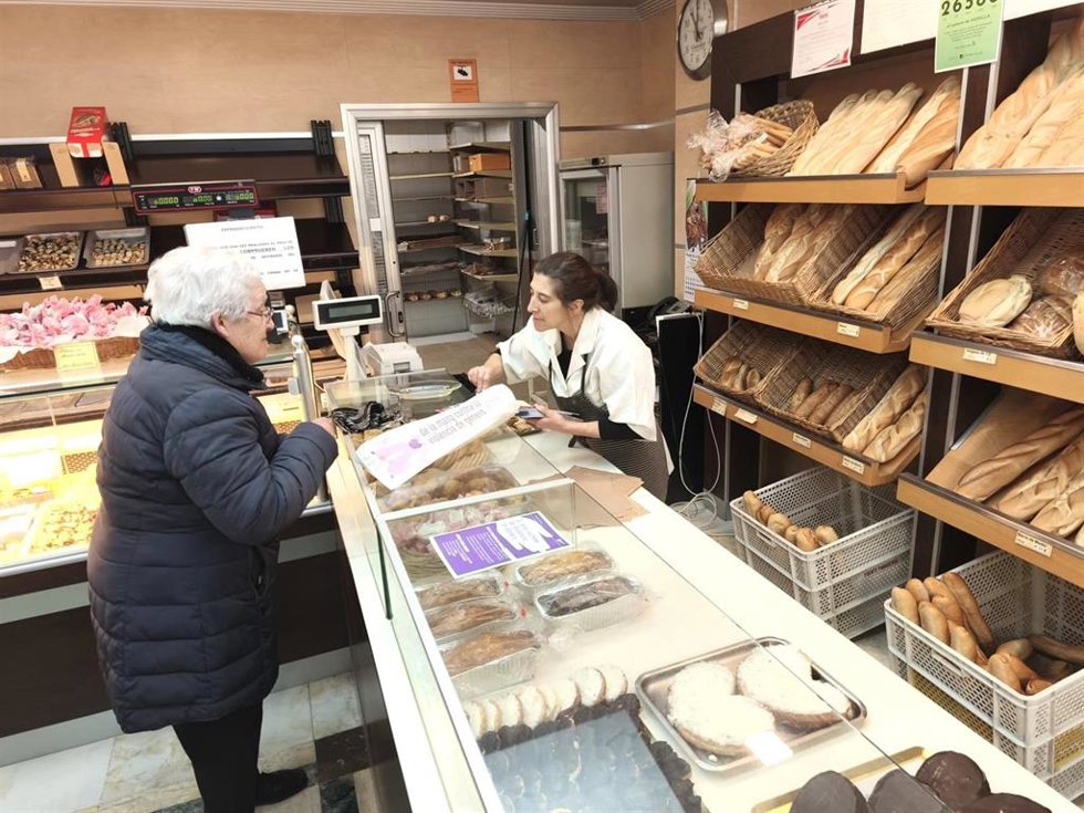 Ayuntamiento de Logroño y 14 panaderías artesanas de la ciudad lanzan una campaña de sensibilización con motivo del 25N