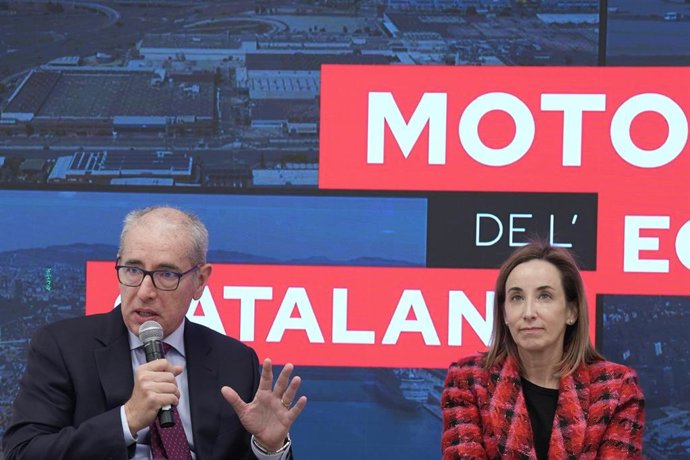 Carbonell y Valenzuela en las jornadas 'Motors de l'Economia Catalana' este lunes