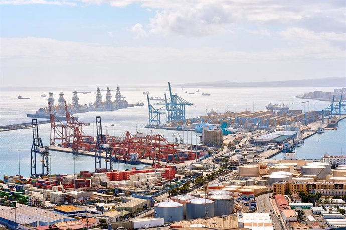 Archivo - Puerto de La Luz y de Las Palmas