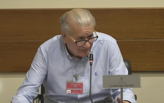 El exvicesecretario del Colegio de Minas de Asturias, Aníbal Seminario.