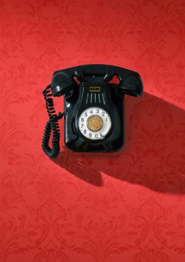 'Crackeling Spam: Una Crítica Al Ruido Digital', De Susana Ballesteros.