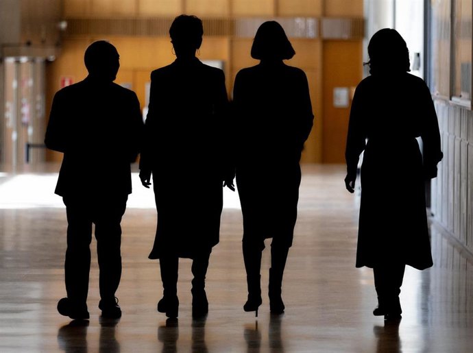 Archivo - Elma Saiz; Diana Morant y Pilar Alegría