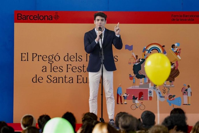 El comisionado Javier Rodríguez presenta la temática del Pregó dels Infants 2026