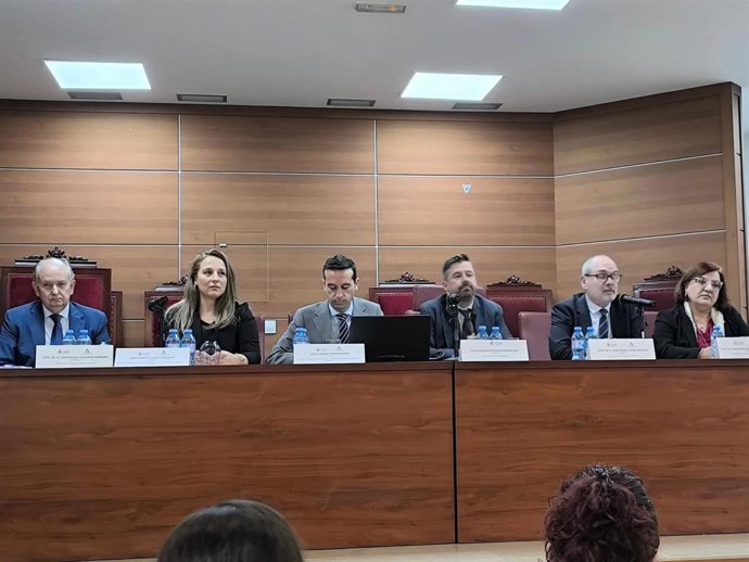 Jornadas sobre el facilitador judicial en el Colegio de la Abogacía de Almería.