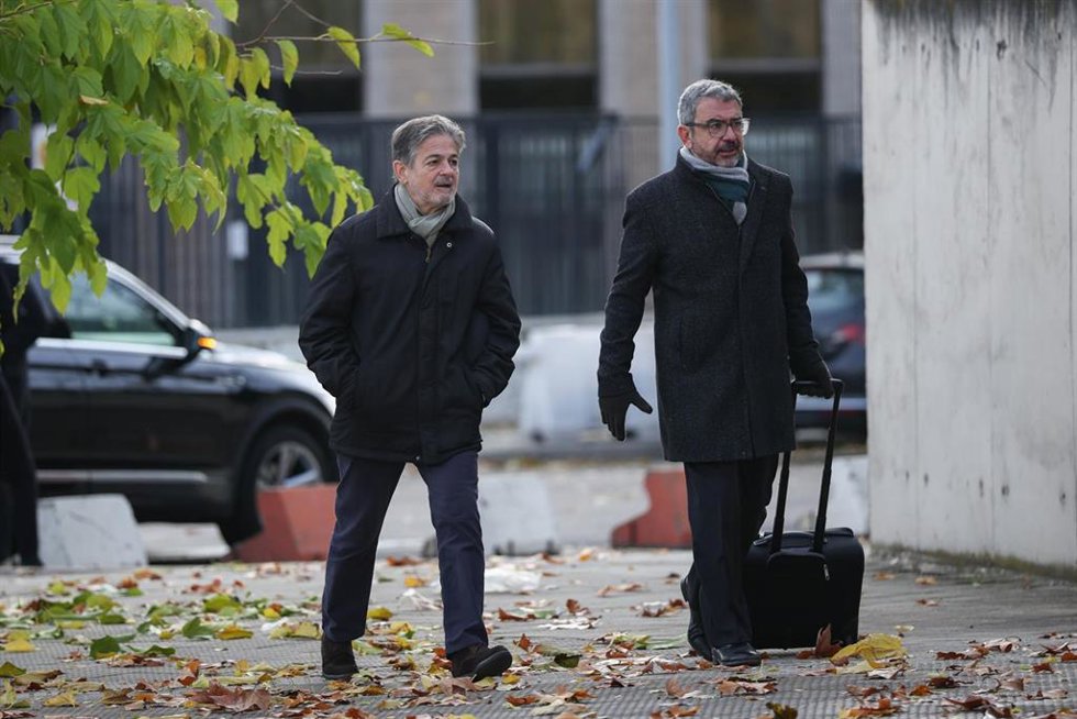 El hijo de Jordi Pujol, Oriol Pujol Ferrusola(i), a su llegada a la Audiencia Nacional, a 24 de noviembre de 2025, en Madrid (España). La Audiencia Nacional (AN) sienta en el banquillo desde hoy al que fuera presidente de la Generalitat catalana Jordi P