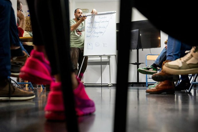 Talleres de salud mental para jóvenes del Ayuntamiento de Mairena del Aljarafe (Sevilla).