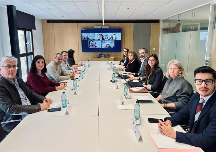 Constituyen el Observatorio para la Productividad y contra el absentismo con representación de patronales y sindicatos.