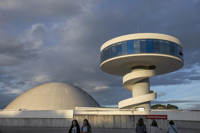 Archivo - Centro Niemeyer, a 22 de octubre de 2025, en Avilés, Asturias (España).