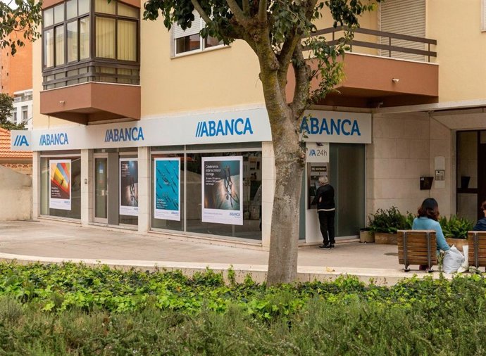 Oficina de Abanca en Portugal.
