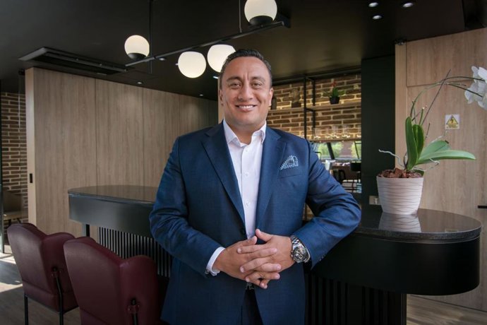 Colombia acelera inversión en IA, Ciberseguridad, nube híbrida y 5G, de acuerdo con Innovation Telescope de Indra Group